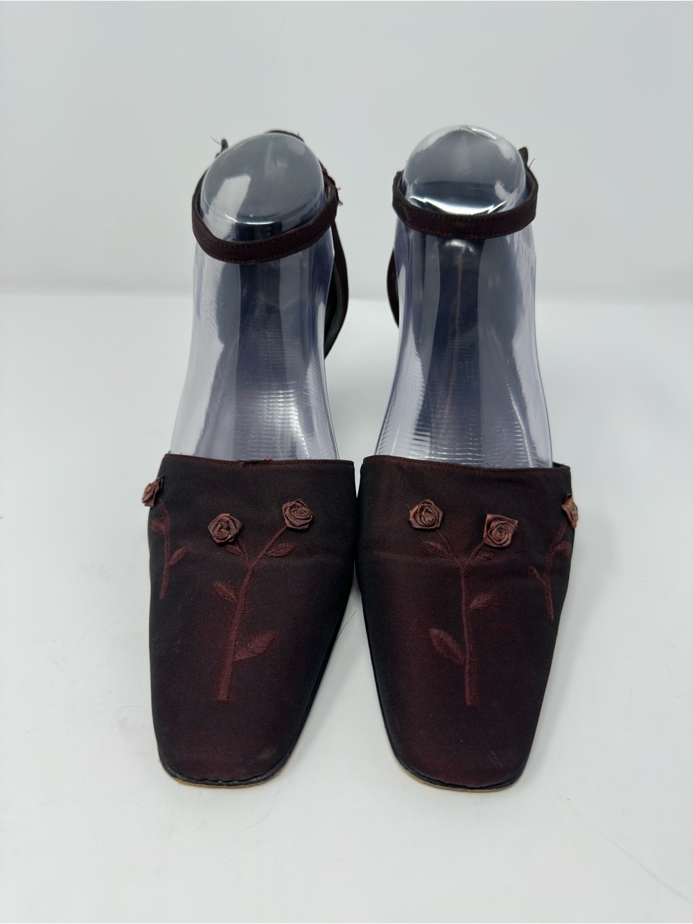 VTG 90s Kenneth Cole Floral Embroidered Mules Satin Kitten Heels 8.5 Whimsigoth - Picture 2 of 10